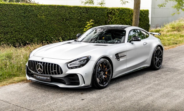 Mercedes AMG GT R